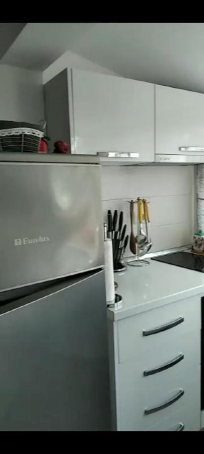 Mimoza Appartament Golem  Ngoại thất bức ảnh